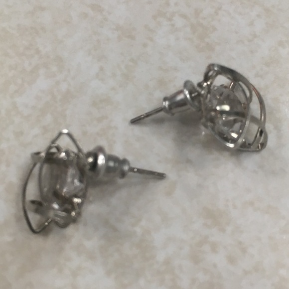 Beautiful earrings - Picture 6 of 6